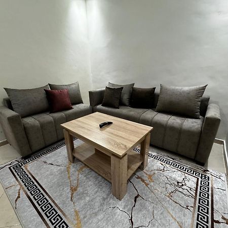 Appartement Spacieux Et Calme A Proximite De La Mer Et La Gare Agdal Rabat Luaran gambar