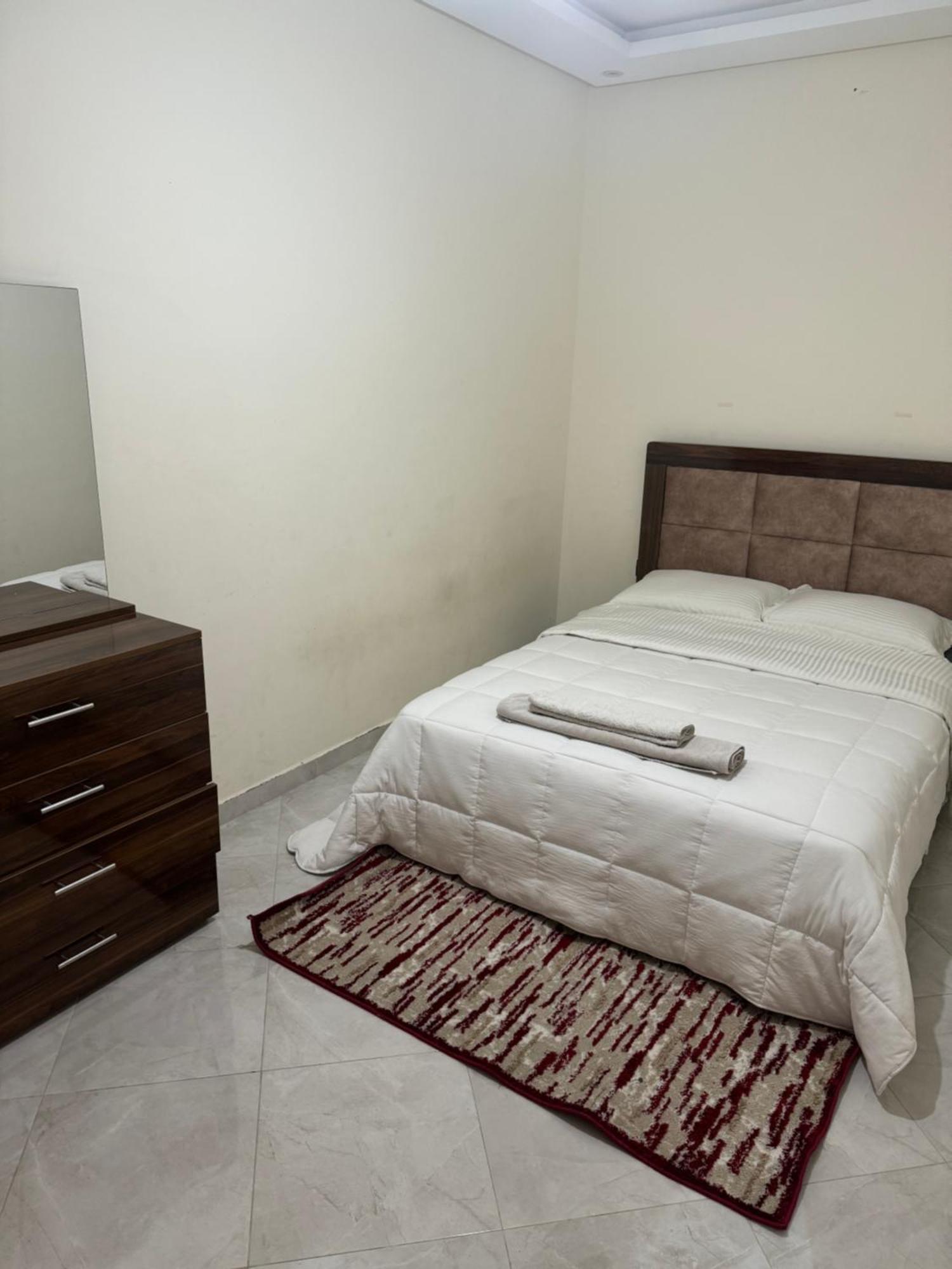 Appartement Spacieux Et Calme A Proximite De La Mer Et La Gare Agdal Rabat Luaran gambar
